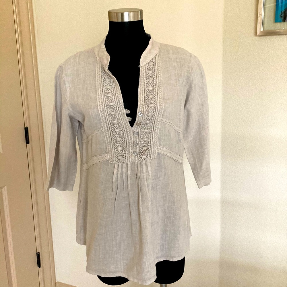 100% Linen Blouse by Lungo L’Arno